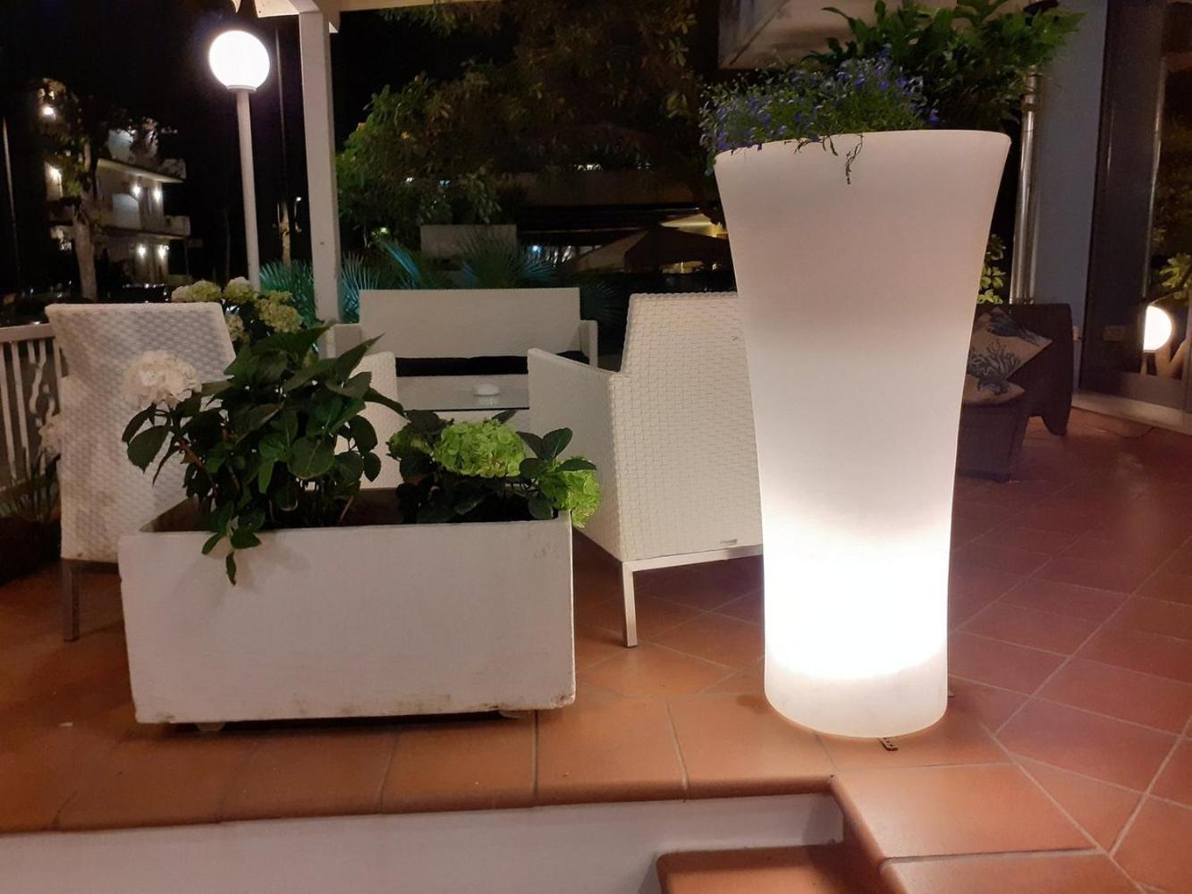 Hotel Ambasciata Cesenatico Zewnętrze zdjęcie