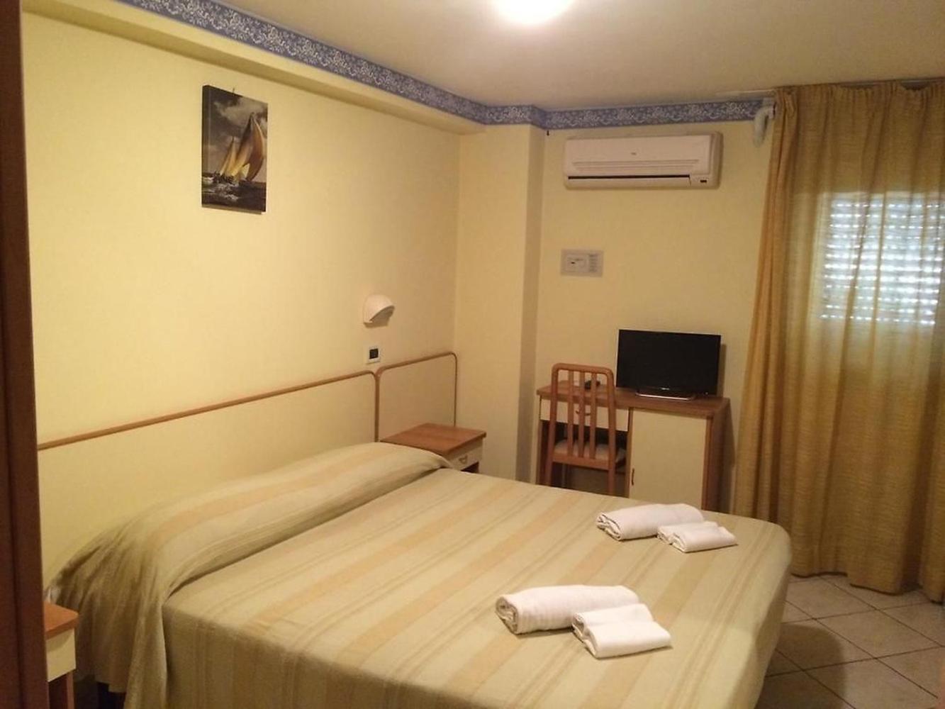 Hotel Ambasciata Cesenatico Zewnętrze zdjęcie