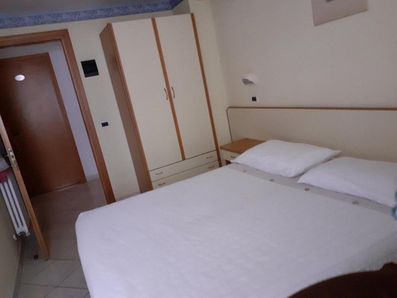 Hotel Ambasciata Cesenatico Zewnętrze zdjęcie