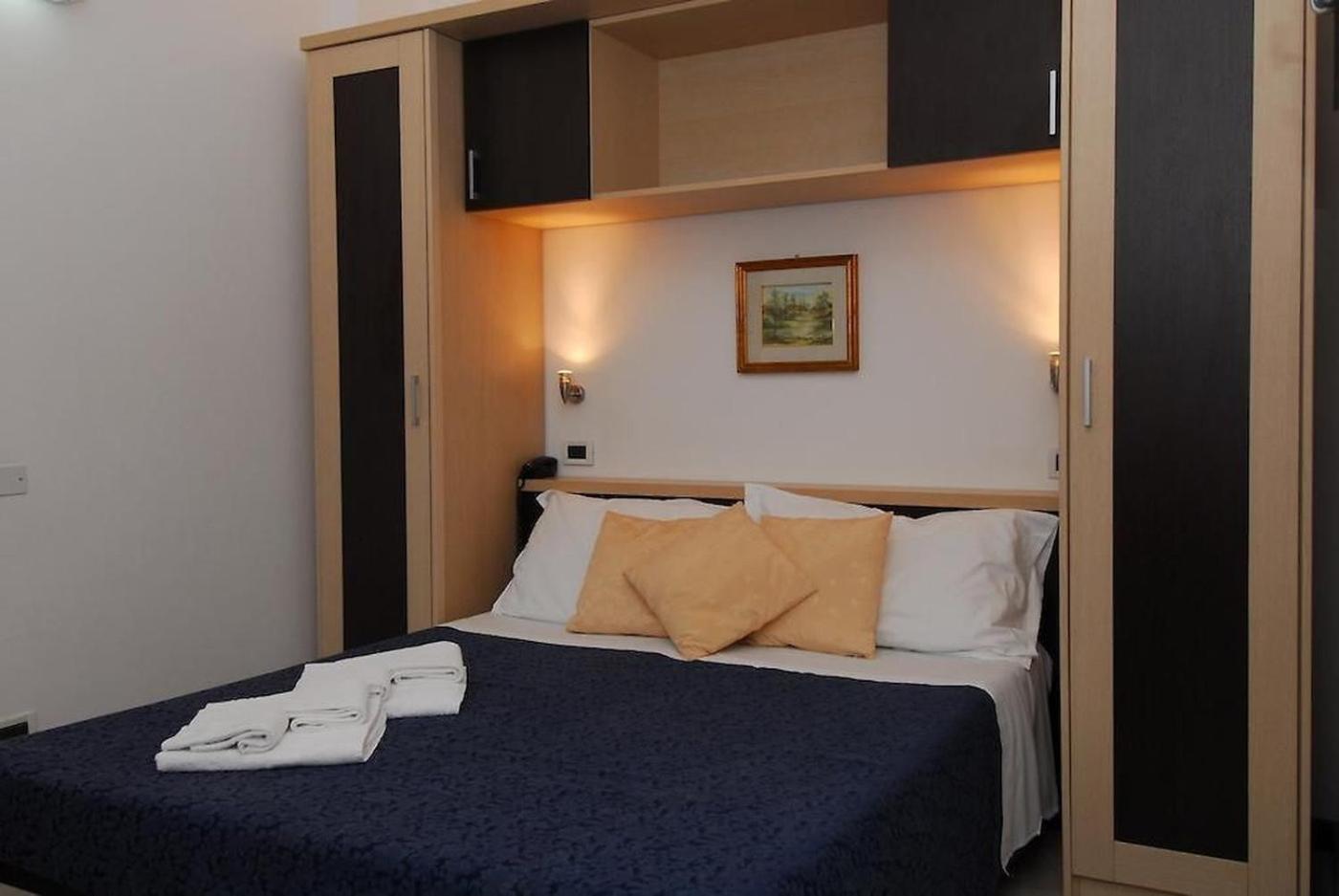 Hotel Ambasciata Cesenatico Zewnętrze zdjęcie